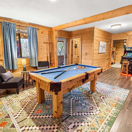 The Family Stone Luxe Cabin Sleeps 12 Hot Tub Dogfriendly Dollywood Pigeon Forge Exterior foto